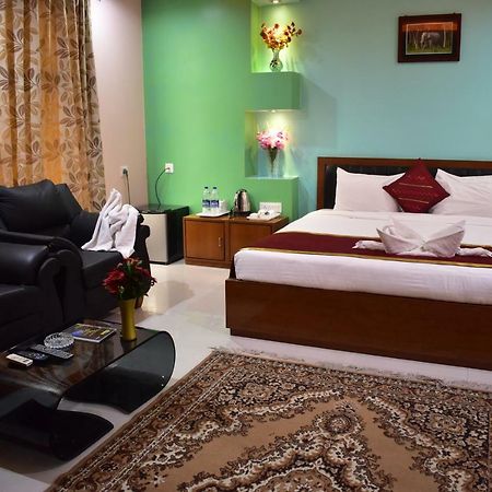 Hotel Dooars Mountain Alipur Duar Екстер'єр фото