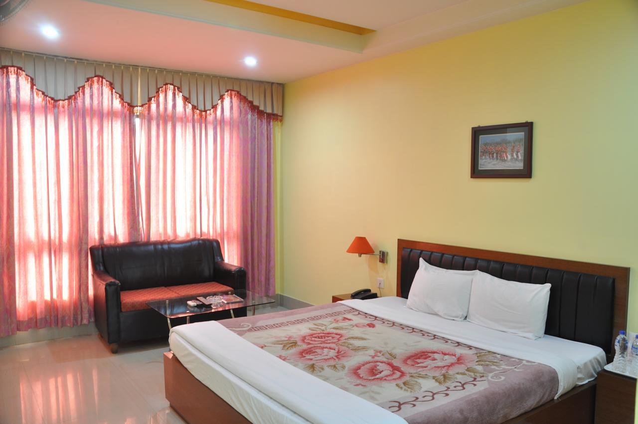 Hotel Dooars Mountain Alipur Duar Екстер'єр фото