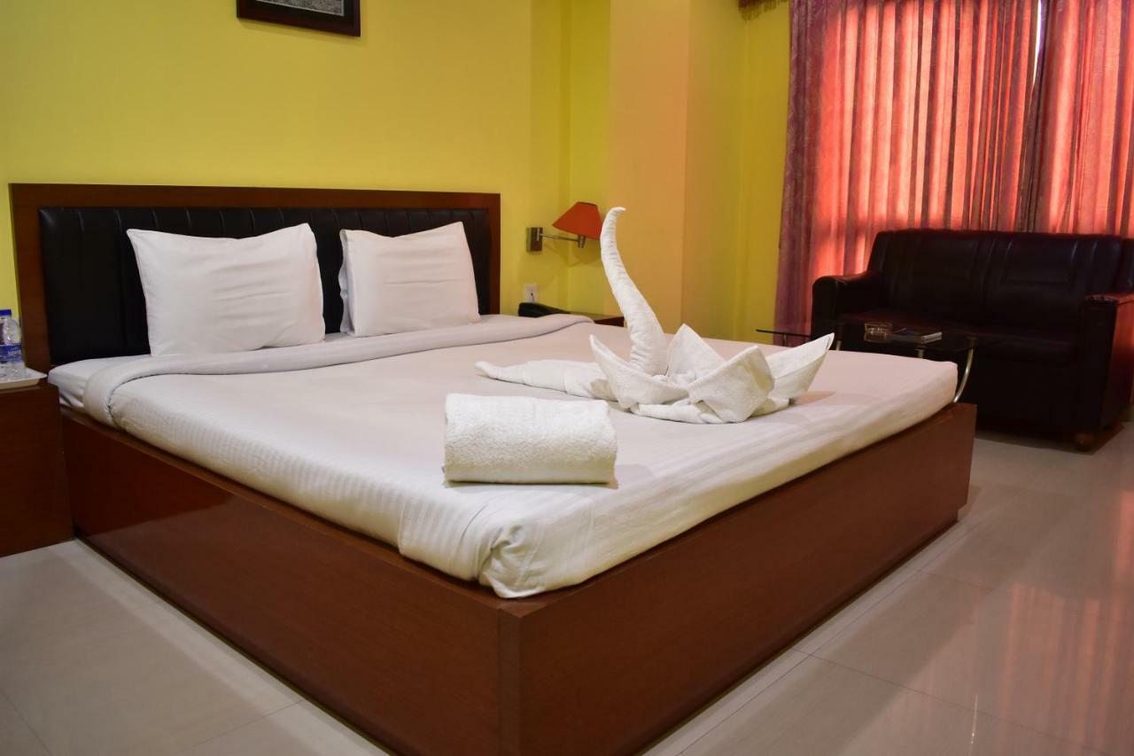 Hotel Dooars Mountain Alipur Duar Екстер'єр фото
