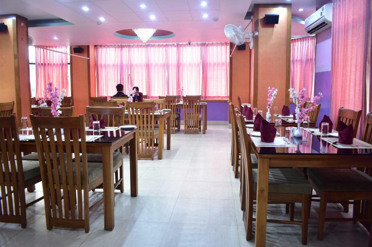 Hotel Dooars Mountain Alipur Duar Екстер'єр фото