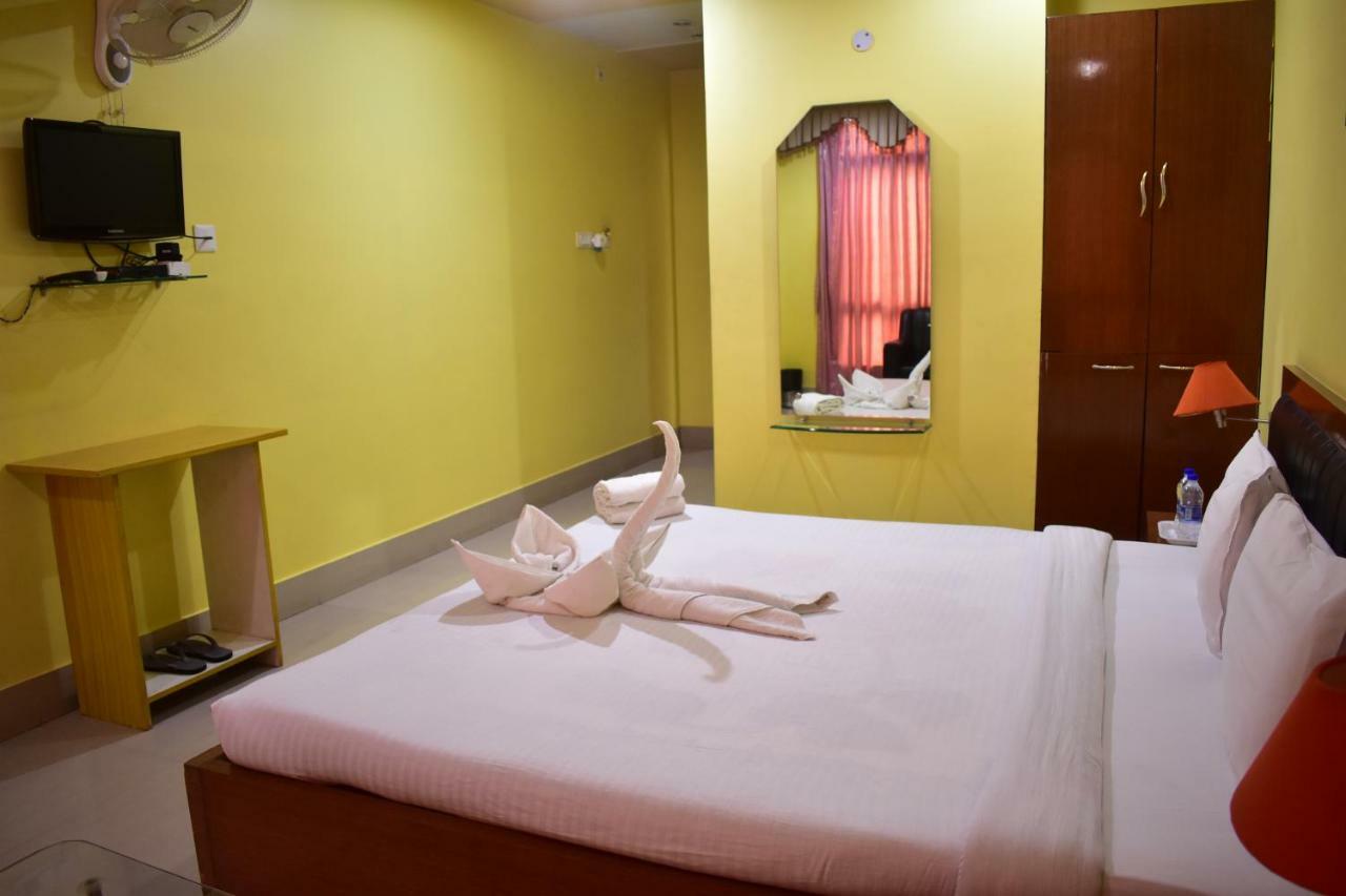 Hotel Dooars Mountain Alipur Duar Екстер'єр фото